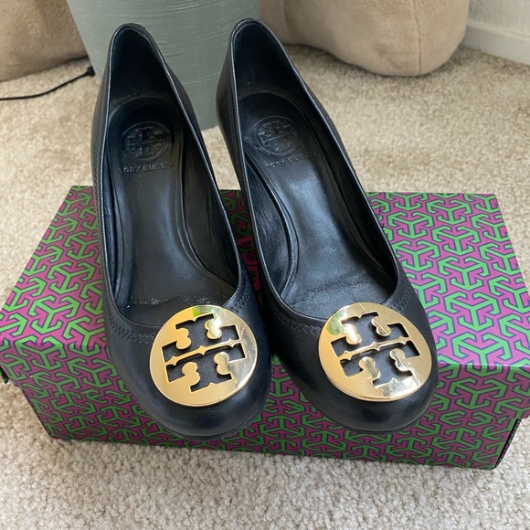 multi logo wedge tory burch